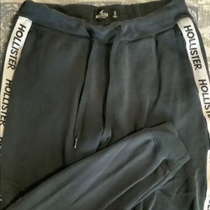 Hollister men’s joggers